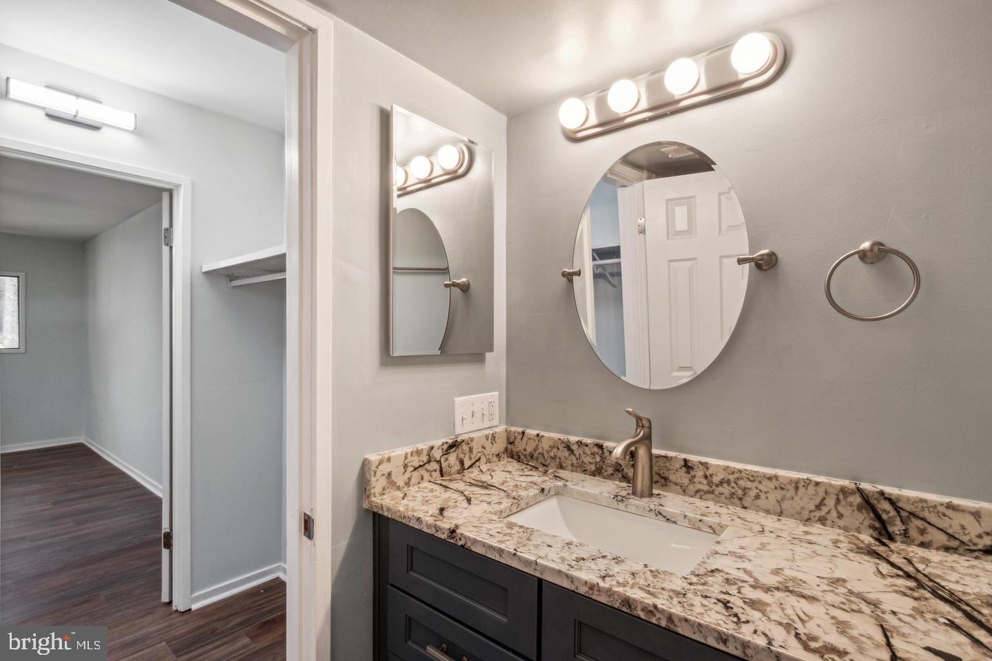 5667 Harpers Farm Road, Unit E Columbia, MD 21044 - Photo 18 of 37 Primary Bathroom