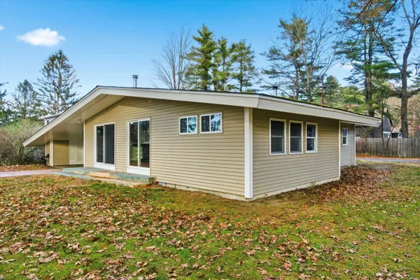 $407,900 | 2 Memory Lane, Hooksett, NH 03106