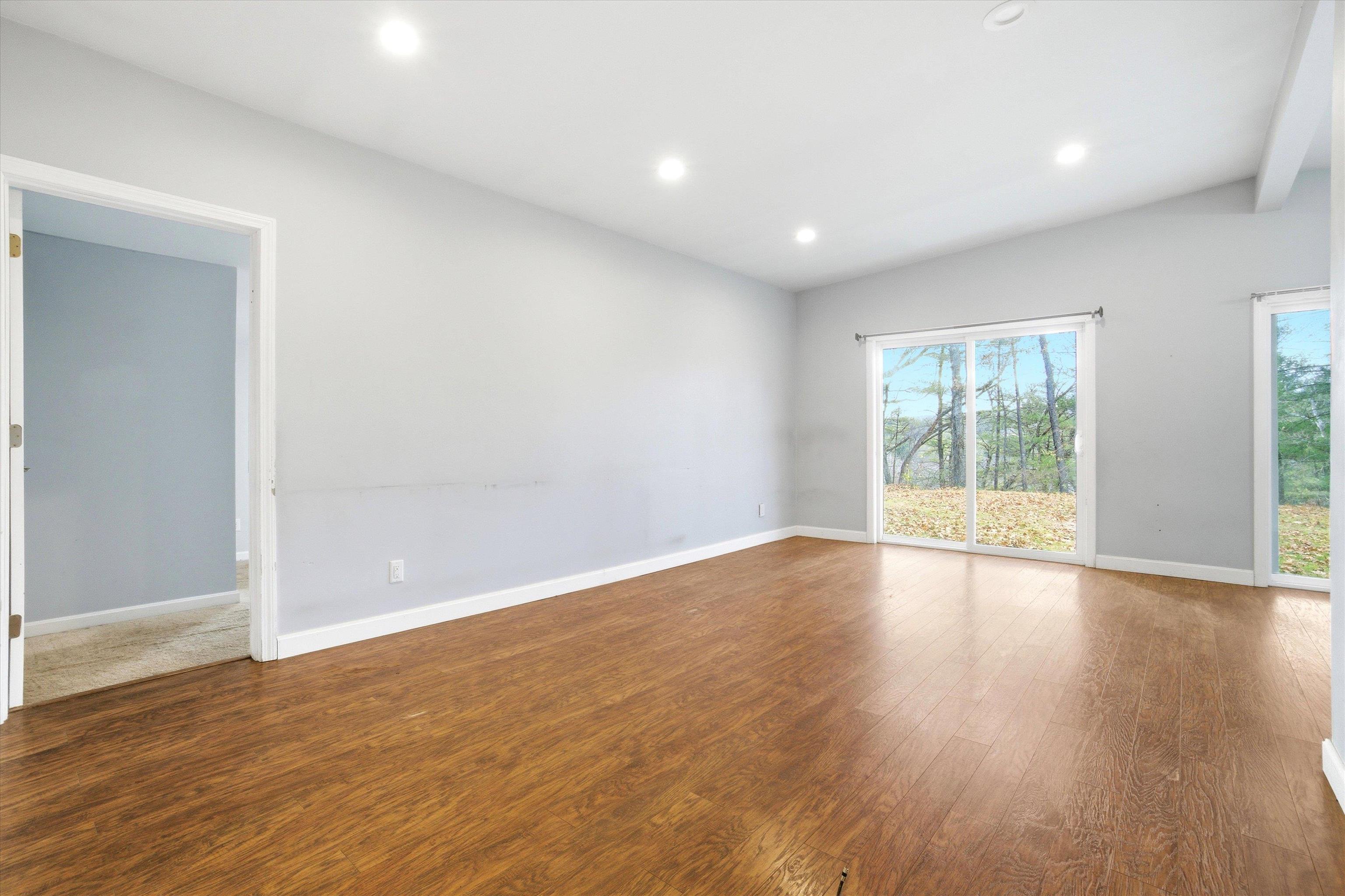 2 Memory Lane Hooksett, NH 03106 - Photo 11 of 26