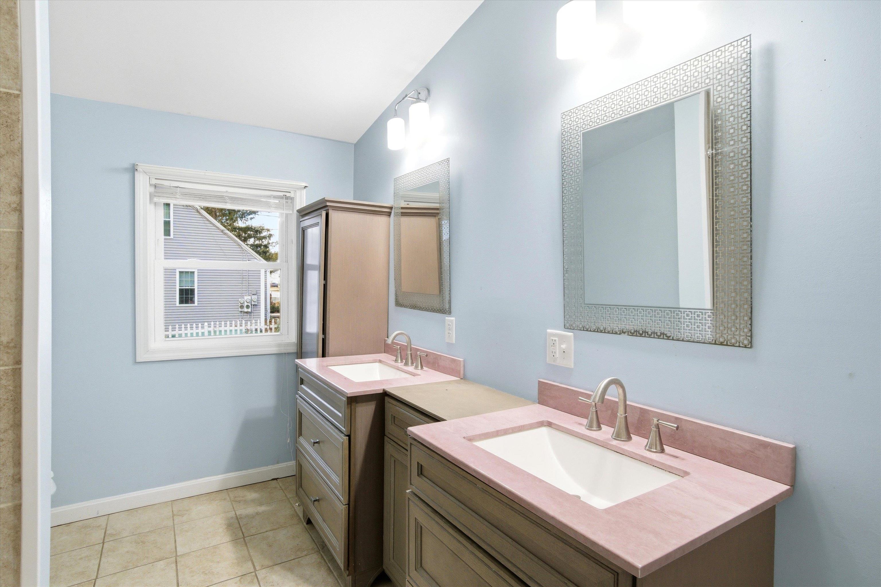 2 Memory Lane Hooksett, NH 03106 - Photo 15 of 26