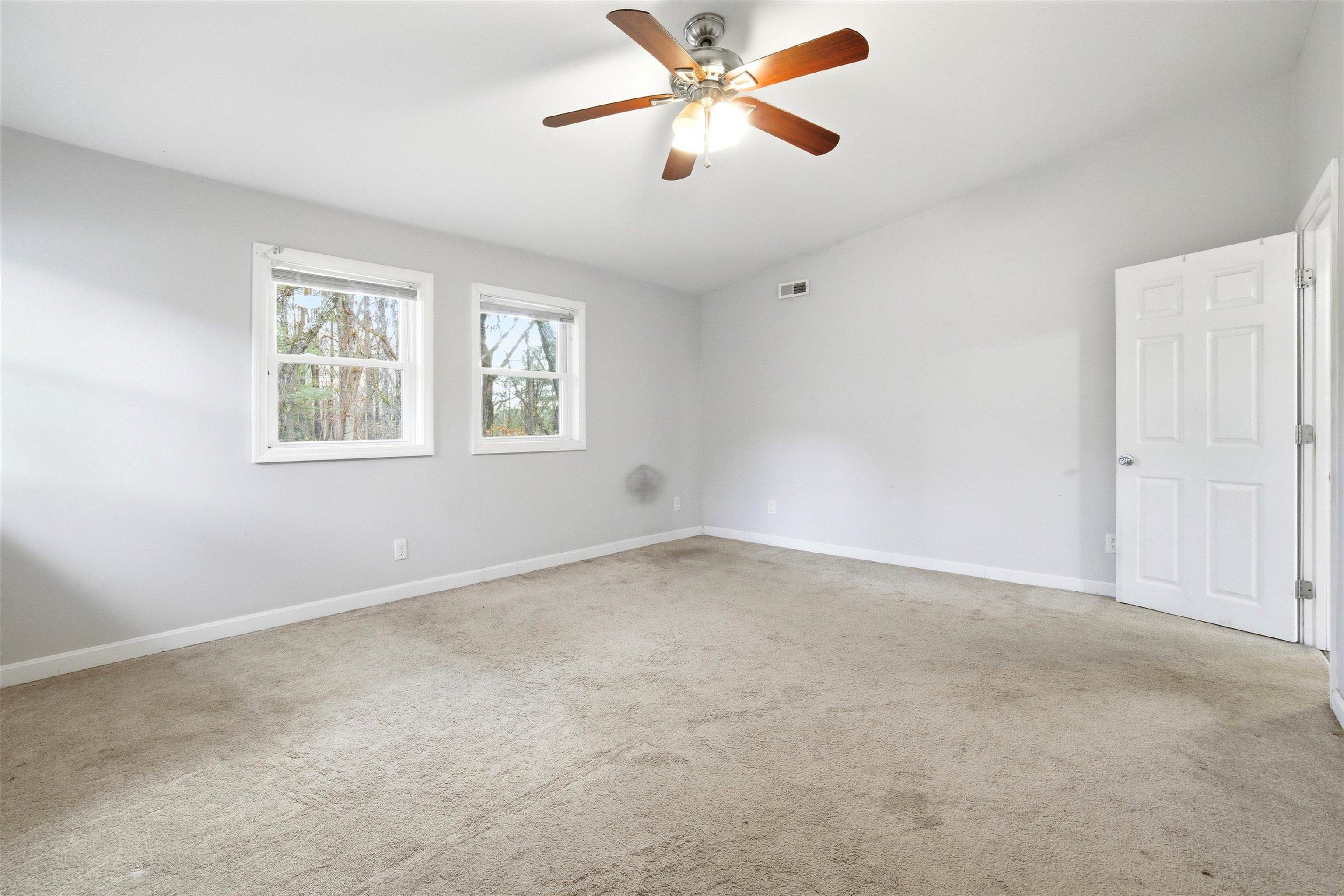 2 Memory Lane Hooksett, NH 03106 - Photo 17 of 26