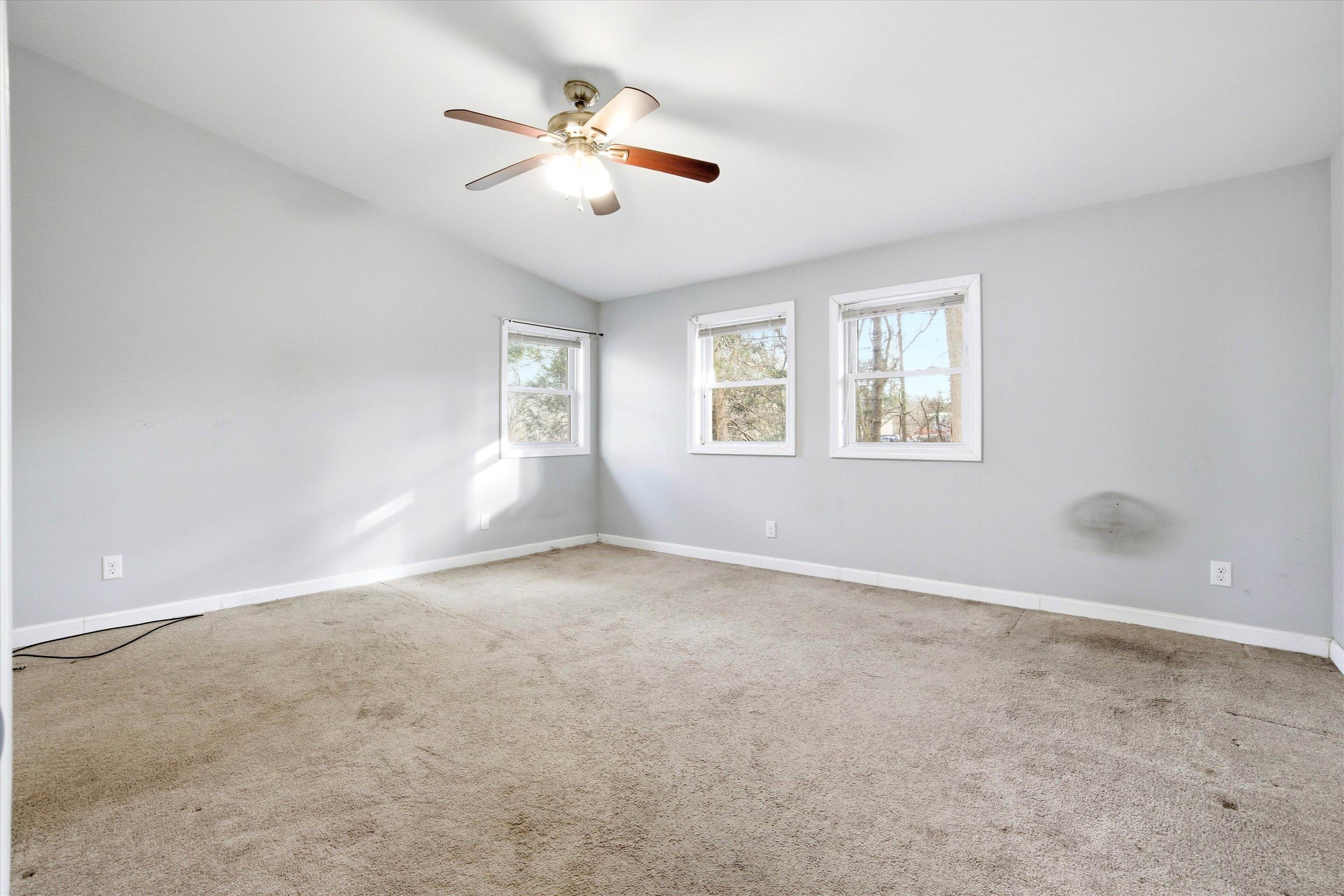 2 Memory Lane Hooksett, NH 03106 - Photo 18 of 26