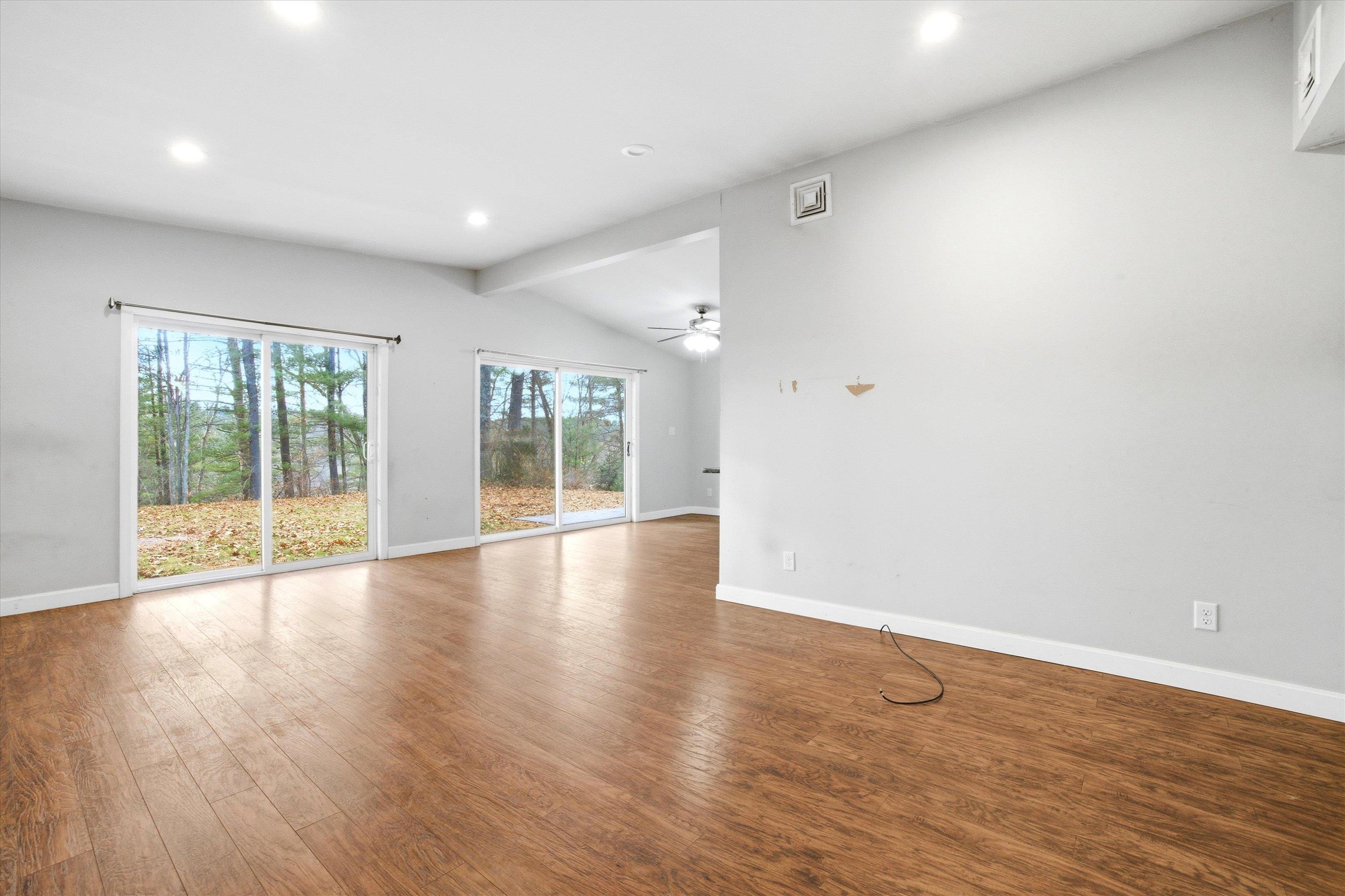 2 Memory Lane Hooksett, NH 03106 - Photo 10 of 26