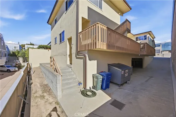 $3,295,000 | 2121 Pacific Coast Highway, Hermosa Beach, CA 90254
