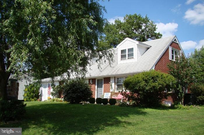 53 Quaker Hills Road Lancaster, PA 17603 - Photo 3 of 30 Gallery Image 3