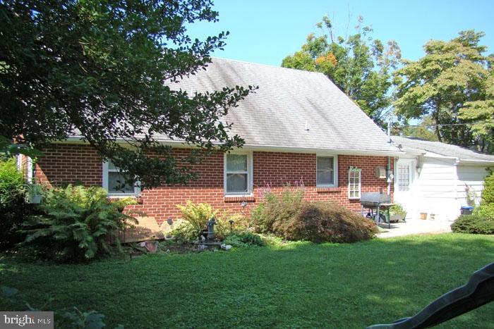 53 Quaker Hills Road Lancaster, PA 17603 - Photo 4 of 30 Gallery Image 4