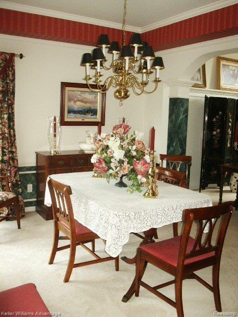 4958 Lexington Court Rochester, MI 48306 - Photo 9 of 17 Just Right For Formal Dining.