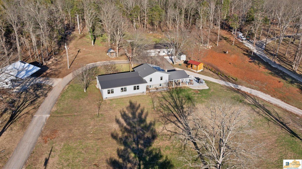698 Rowletts Road Horse Cave, KY 42749 - Photo 80 of 99 Gallery Image 80