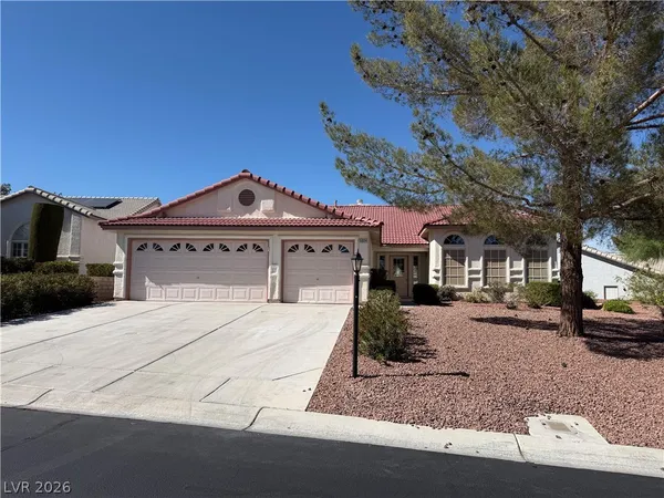 $3,392 | 5004 Elm Grove Drive, Las Vegas, NV 89130