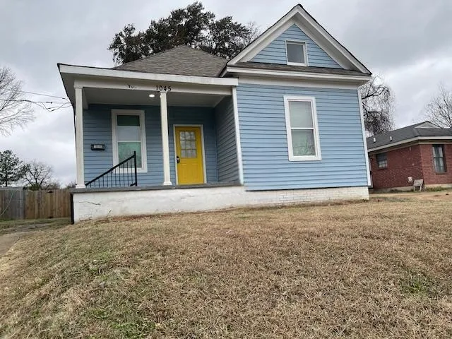 $1,550 | 1045 Ayers Street, Memphis, TN 38107