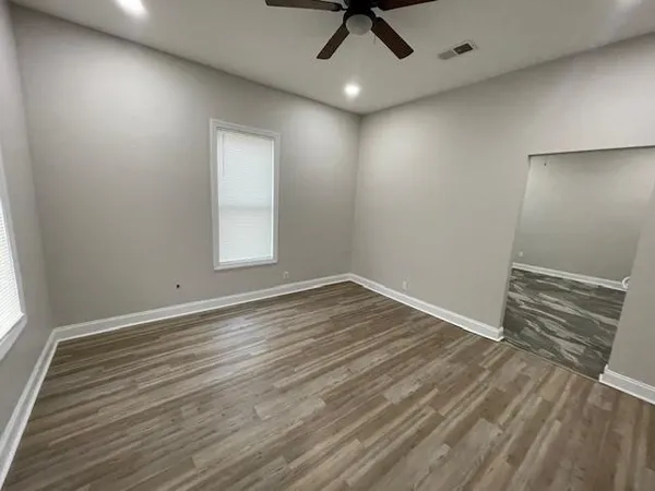 $1,300 | 1045 Ayers Street, Memphis, TN 38107