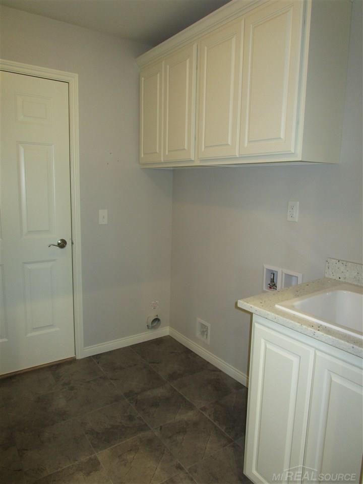 47404 Mariners Point New Baltimore, MI 48051 - Photo 12 of 12