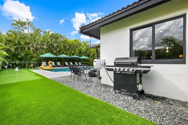 $7,950 | 10366 Northwest 15th Street, Coral Springs, FL 33071