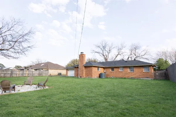 $365,000 | 2814 Silvermeadow Lane, Corinth, TX 76210
