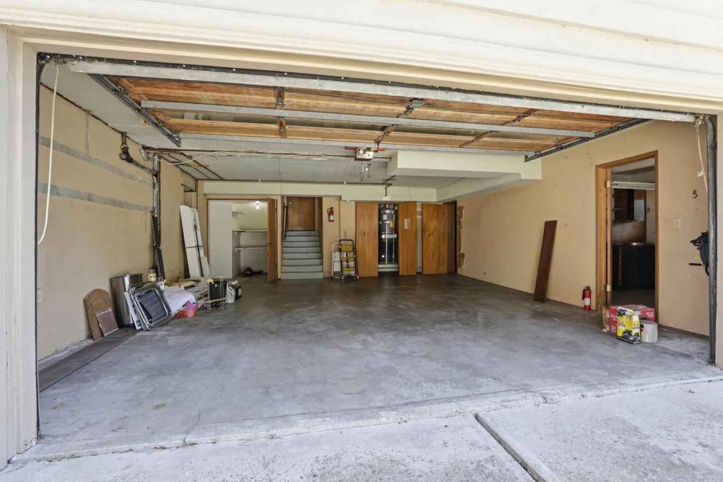 208 Mill Creek Road Fremont, CA 94539 - Photo 32 of 59 a view of room with gym equipment