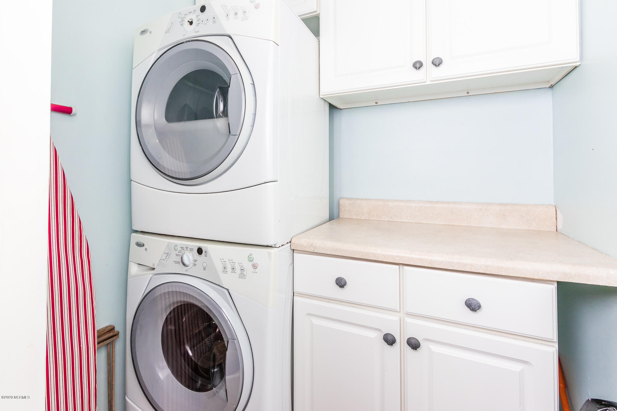 2402 West Fort Macon Road, Unit 306G Atlantic Beach, NC 28512 - Photo 25 of 39 Laundry room