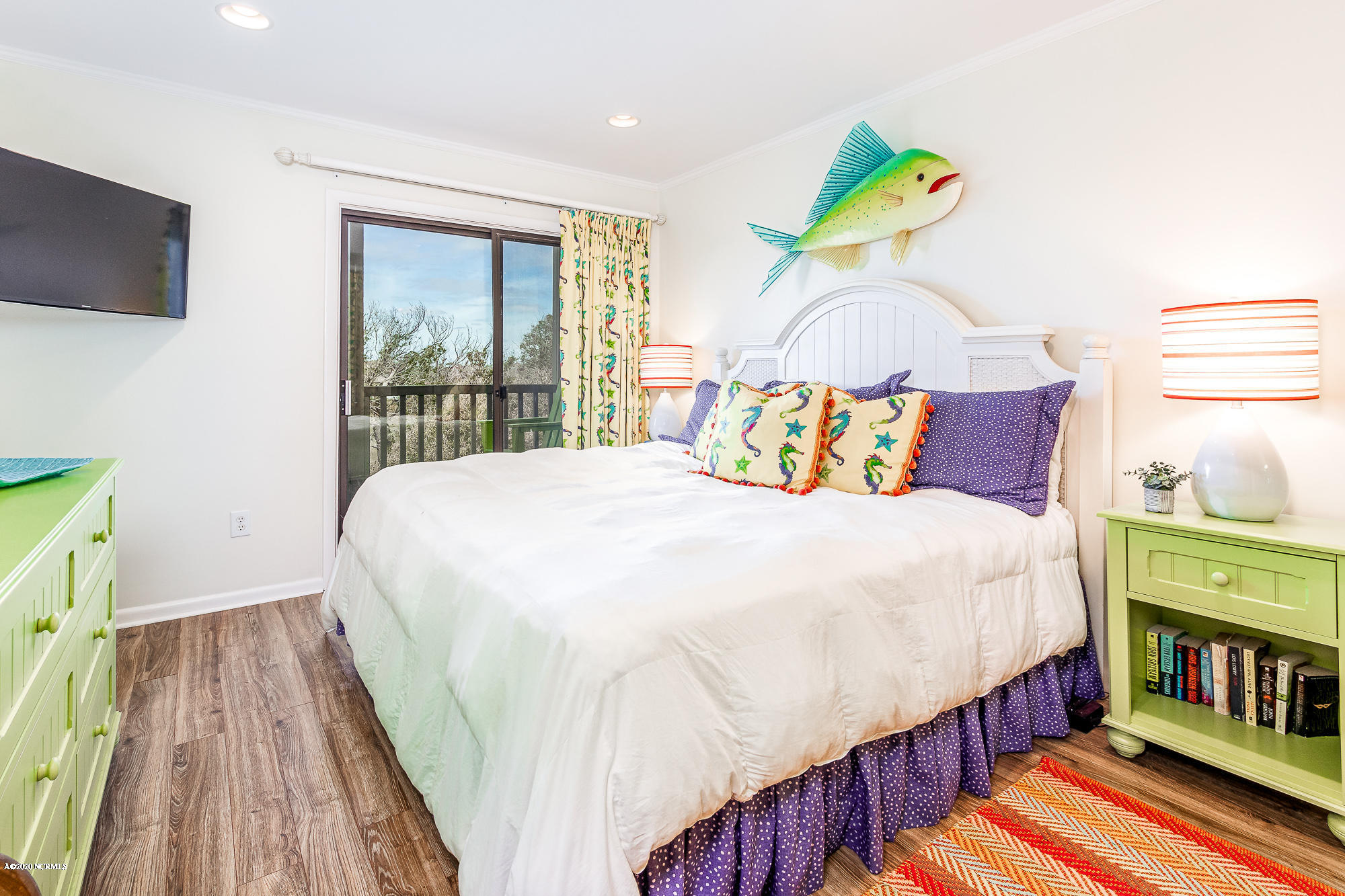 2402 West Fort Macon Road, Unit 306G Atlantic Beach, NC 28512 - Photo 5 of 39 Master bedroom suite