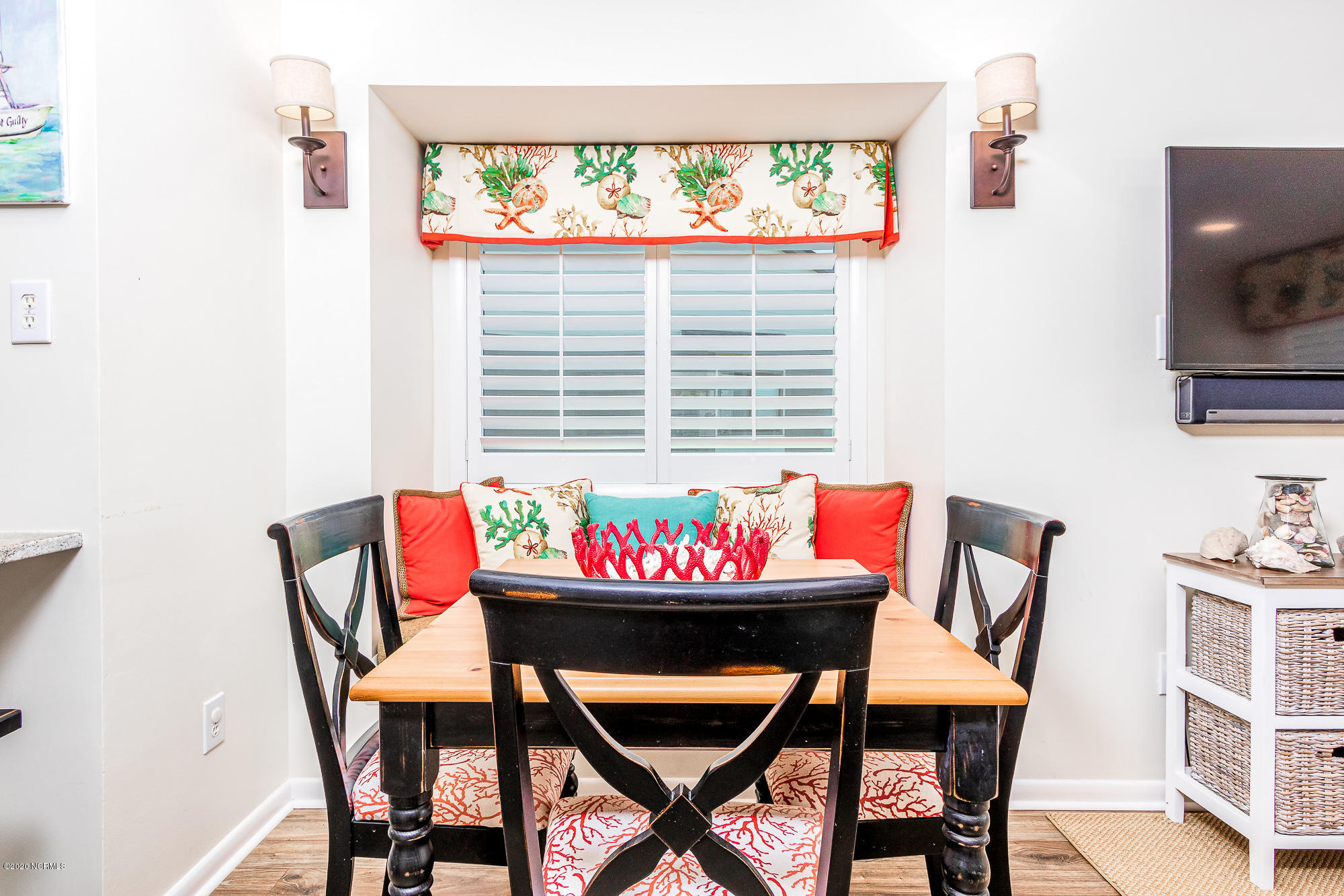 2402 West Fort Macon Road, Unit 306G Atlantic Beach, NC 28512 - Photo 8 of 39 Dining area w/ window seat