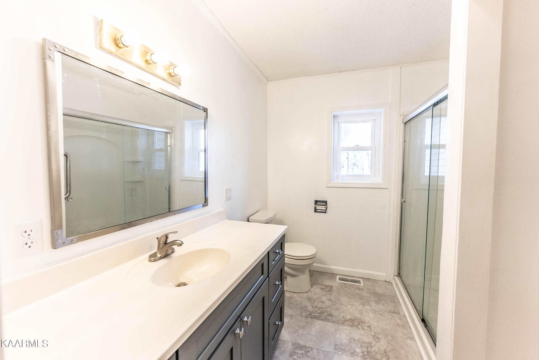 190 Rogers Road Crossville, TN 38571 - Photo 15 of 44 Gallery Image 15