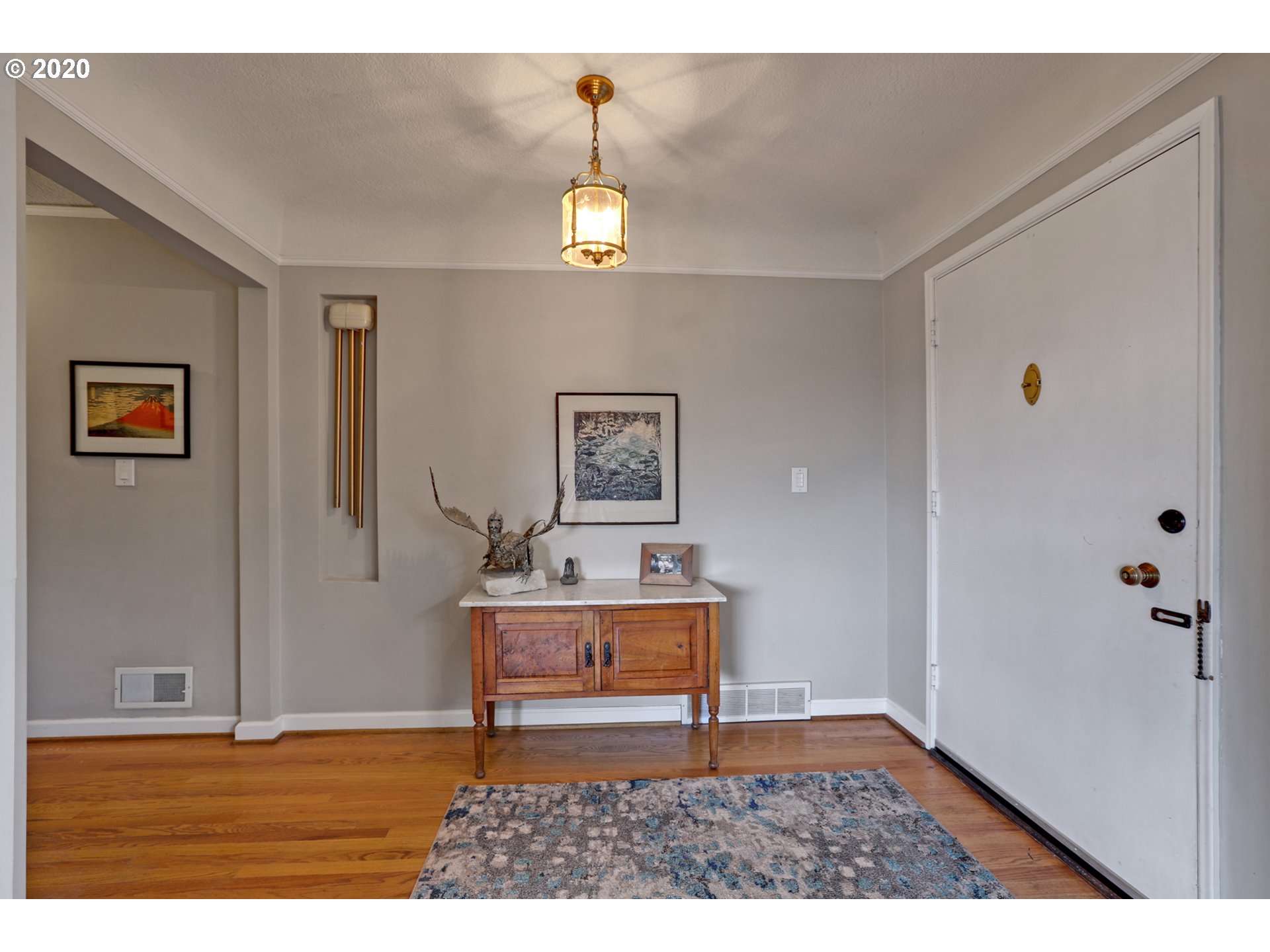 8020 Southwest Ruby Terrace Portland, OR 97219 - Photo 3 of 24 Gallery Image 3