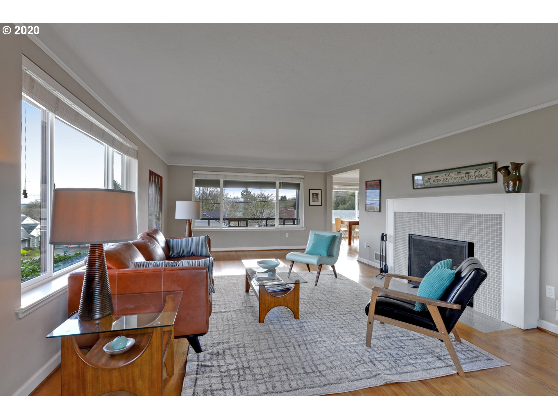 8020 Southwest Ruby Terrace Portland, OR 97219 - Photo 5 of 24 Gallery Image 5