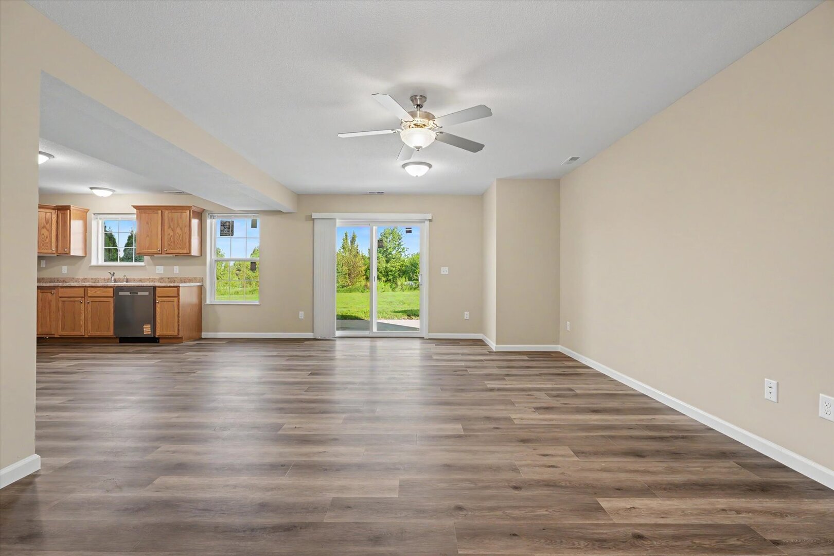 3312 Boulder Ridge Drive Champaign, IL 61822 - Photo 9 of 29 Gallery Image 9