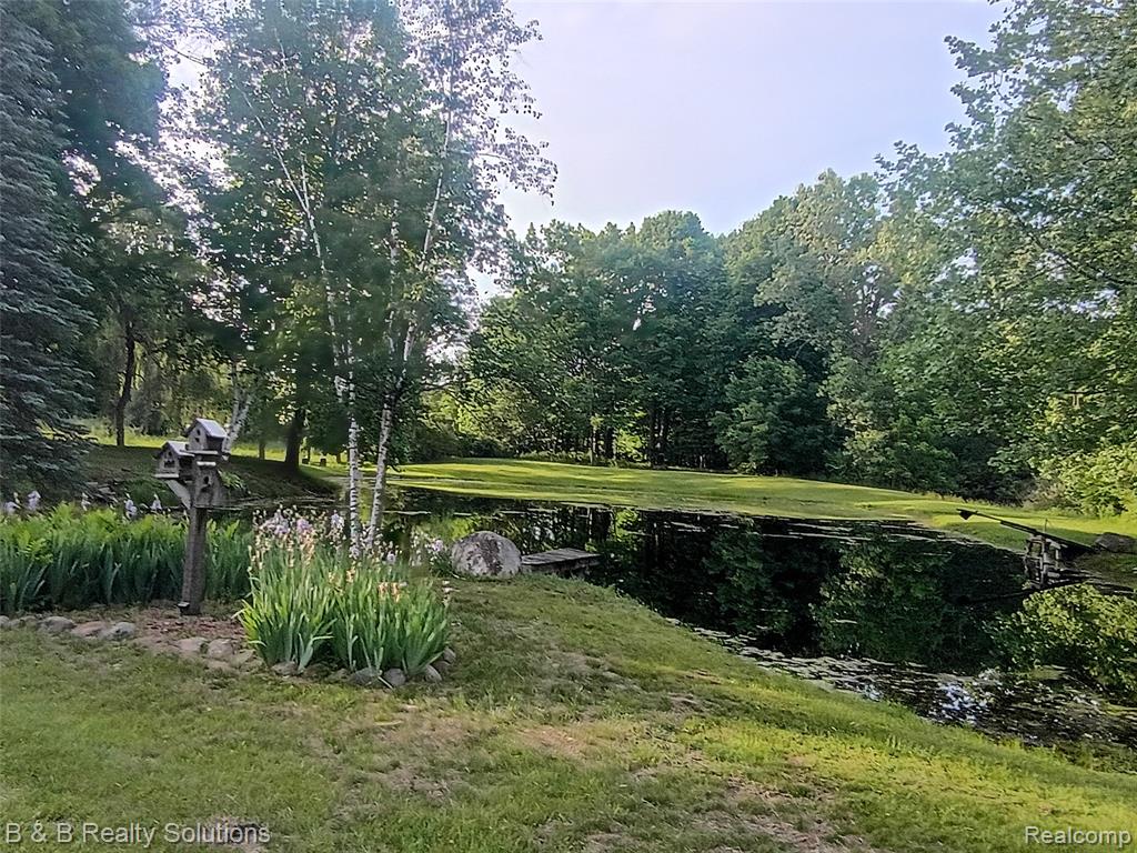 5544 Piersonville Road Columbiaville, MI 48421 - Photo 12 of 49