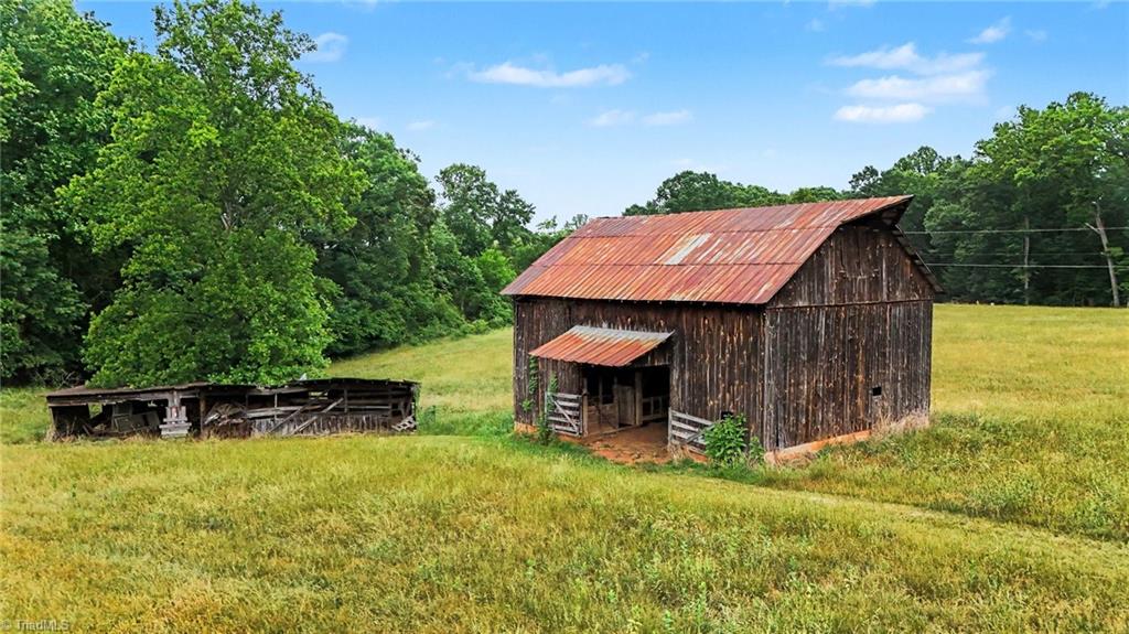 2809 Flint Hill Road East Bend, NC 27018 - Photo 40 of 43