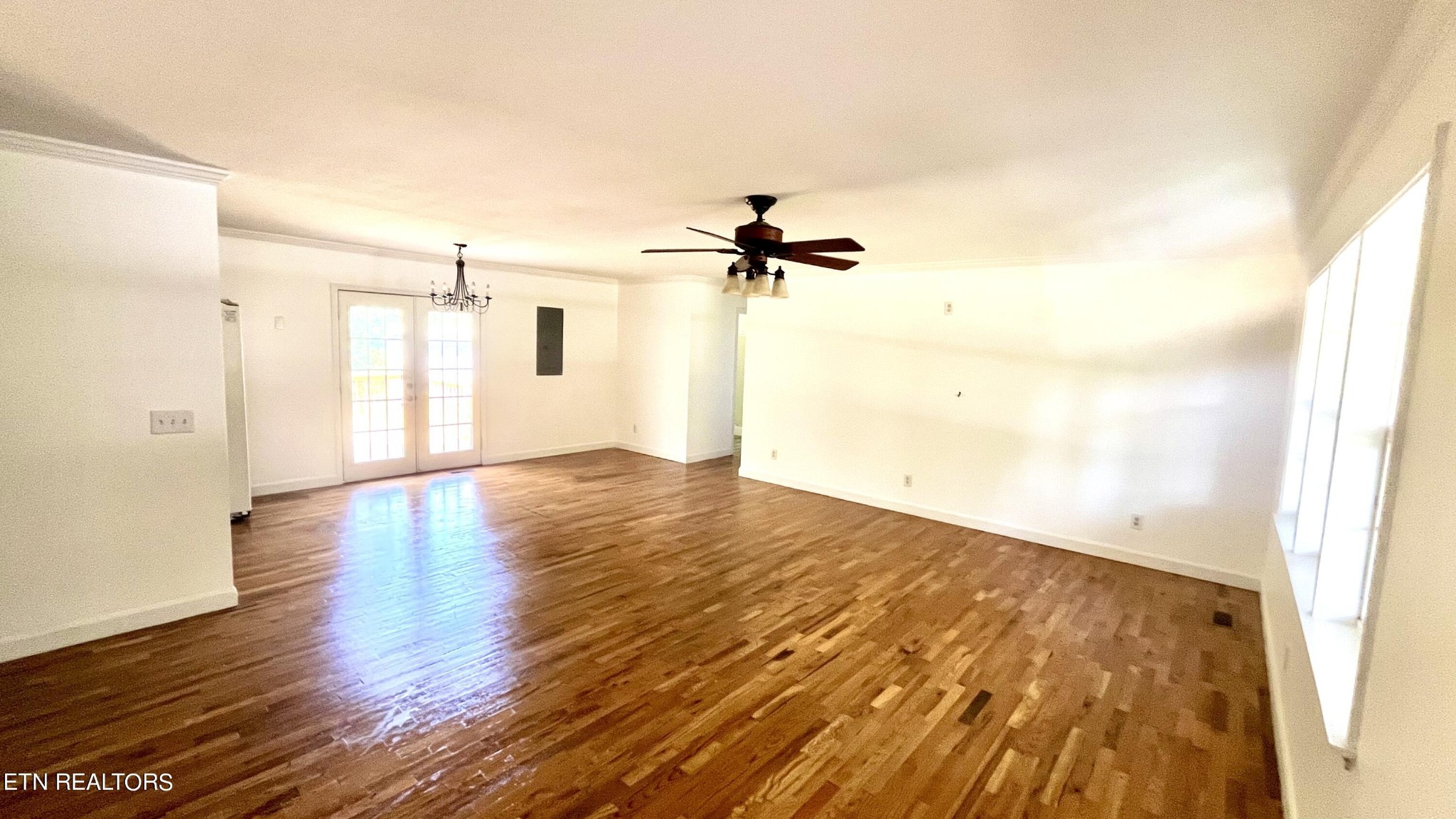 921 Patton Ferry Road Kingston, TN 37763 - Photo 3 of 18 Gallery Image 3