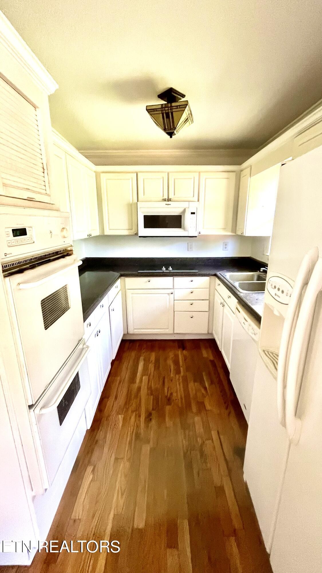 921 Patton Ferry Road Kingston, TN 37763 - Photo 5 of 18 Gallery Image 5