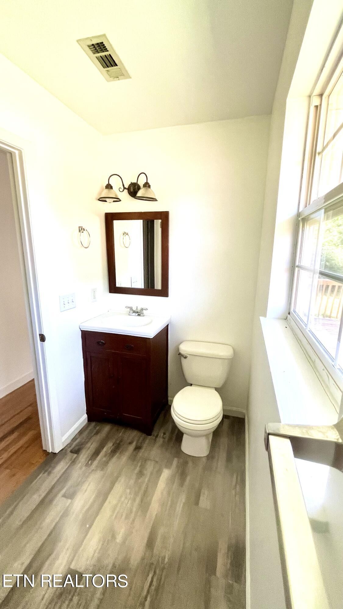 921 Patton Ferry Road Kingston, TN 37763 - Photo 8 of 18 Gallery Image 8