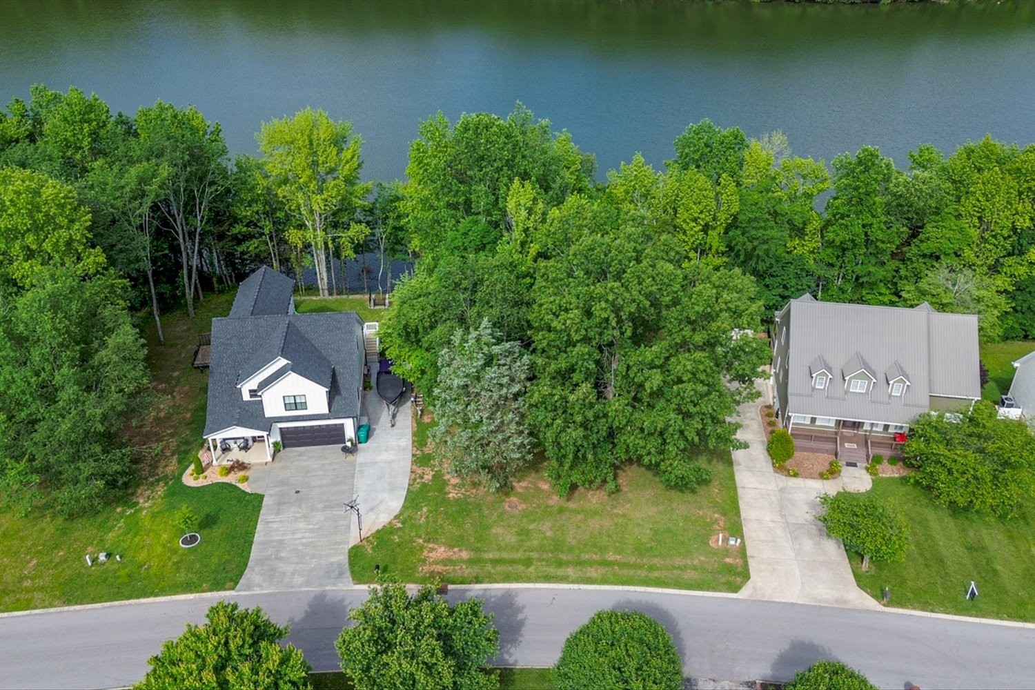 6 Cypress Point Drive Winchester, TN 37398 - Photo 28 of 58 an aerial view of a house with swimming pool and outdoor space