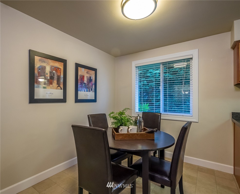 2624 Northeast 24th Street Renton, WA 98056 - Photo 11 of 22 Gallery Image 11
