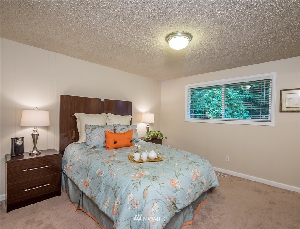 2624 Northeast 24th Street Renton, WA 98056 - Photo 14 of 22 Gallery Image 14