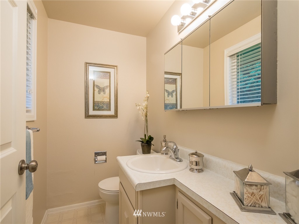 2624 Northeast 24th Street Renton, WA 98056 - Photo 15 of 22 Gallery Image 15