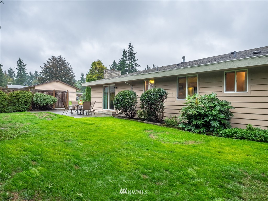 2624 Northeast 24th Street Renton, WA 98056 - Photo 19 of 22 Gallery Image 19