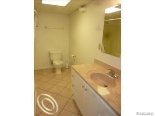 16725 Carter Road Trenton, MI 48183 - Photo 14 of 14 lav1.jpg