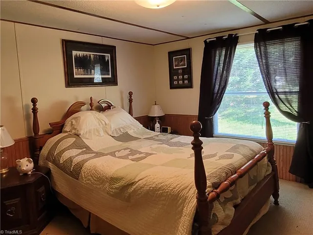 $78,000 | 3237 Mountain View Road, Glade Valley, NC 28627