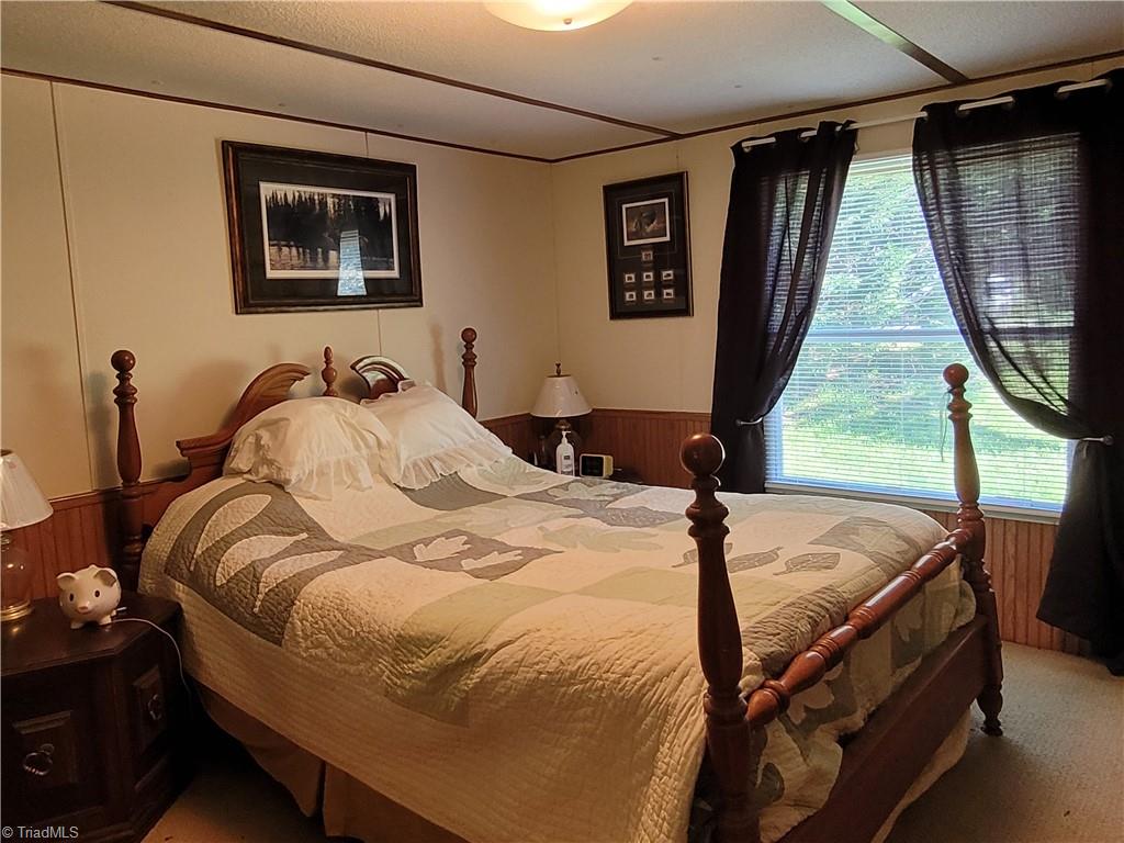 3237 Mountain View Road Glade Valley, NC 28627 - Photo 10 of 16