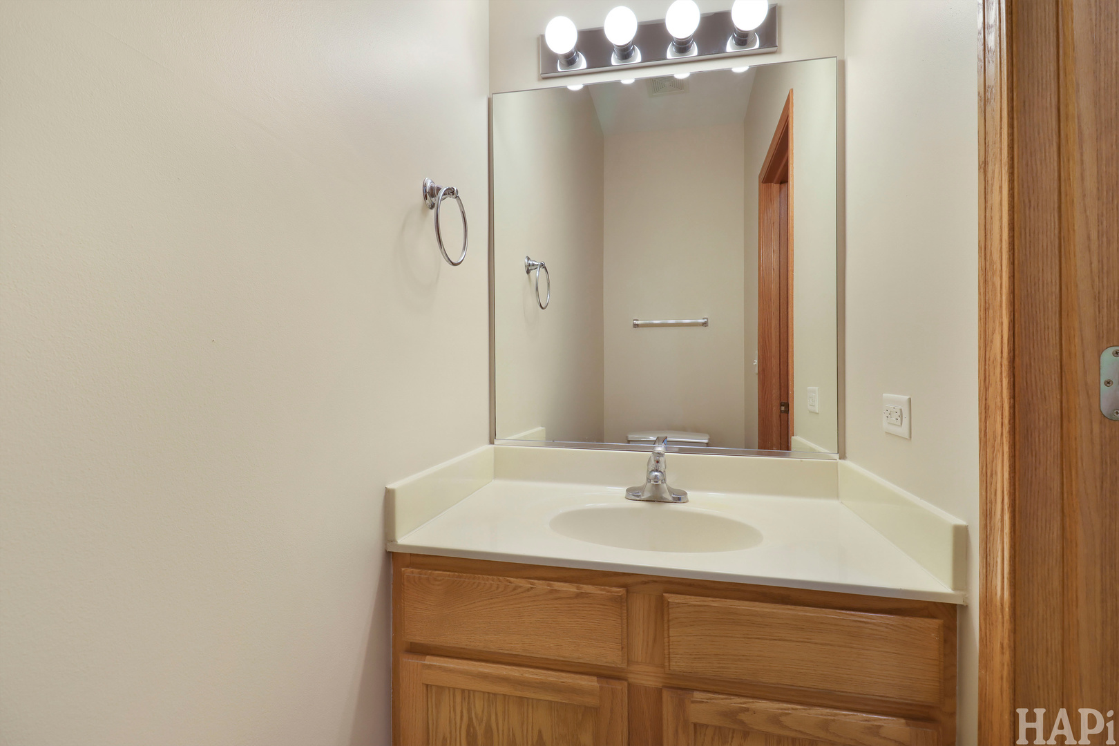 669 Morris Court Lakemoor, IL 60051 - Photo 11 of 24