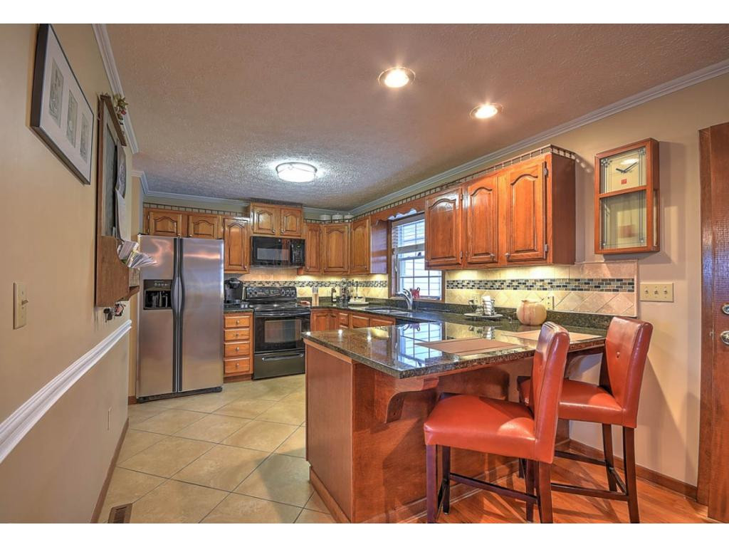 330 Minga Road Kingsport, TN 37663 - Photo 4 of 36 Photo 4