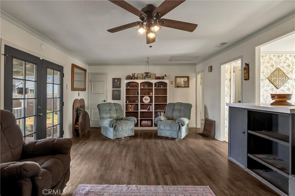 5805 Gradley Lane Paradise, CA 95969 - Photo 5 of 31 a living room with furniture and a fireplace