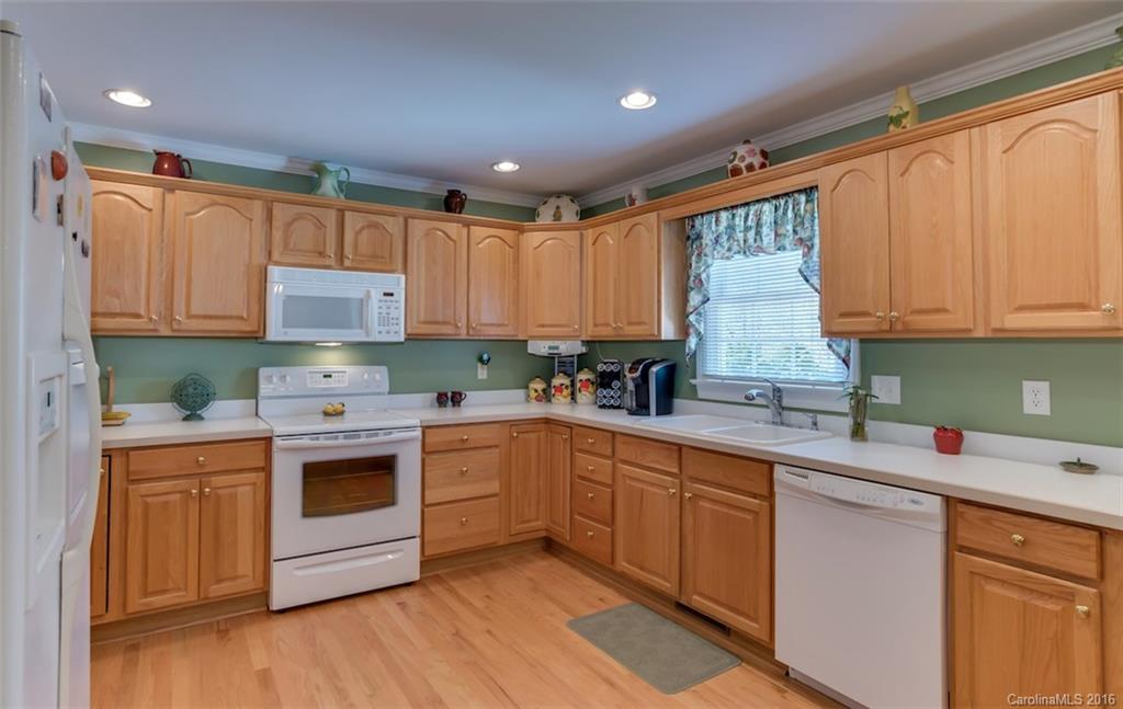 306 Ridgeview Drive Rutherfordton, NC 28139 - Photo 12 of 24