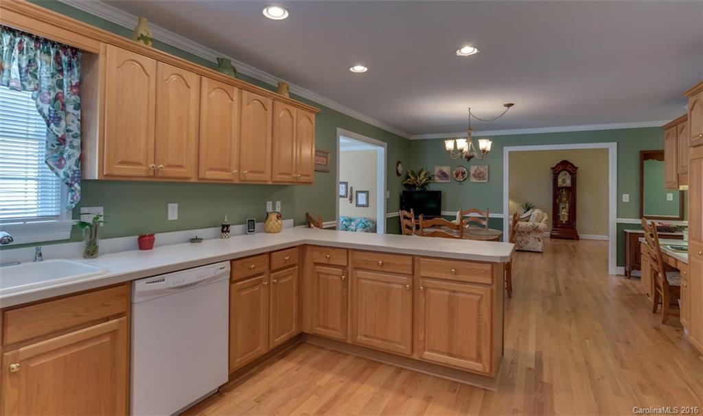 306 Ridgeview Drive Rutherfordton, NC 28139 - Photo 13 of 24