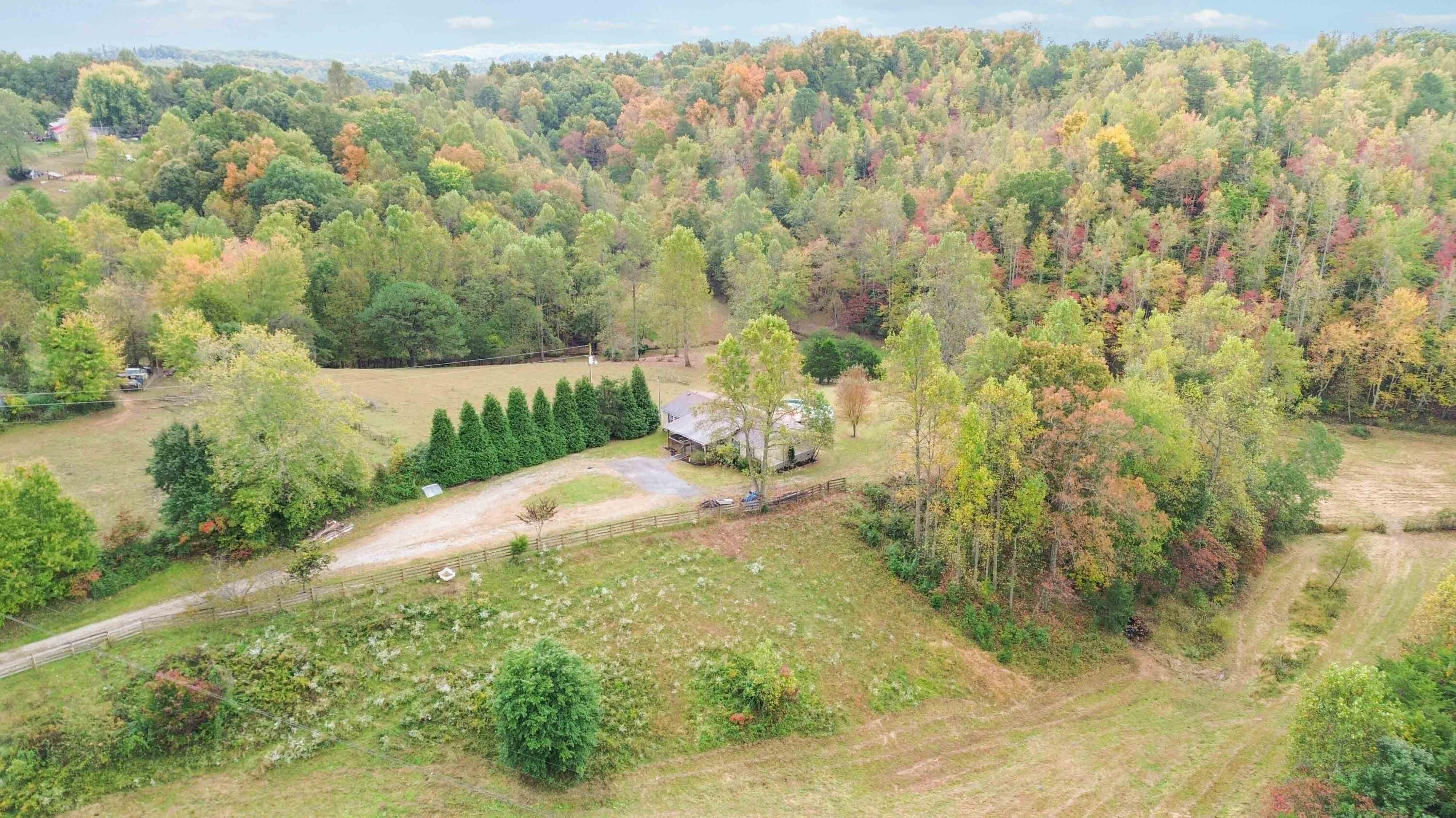 959 Sallys Branch Road East London, KY 40741 - Photo 42 of 44 042