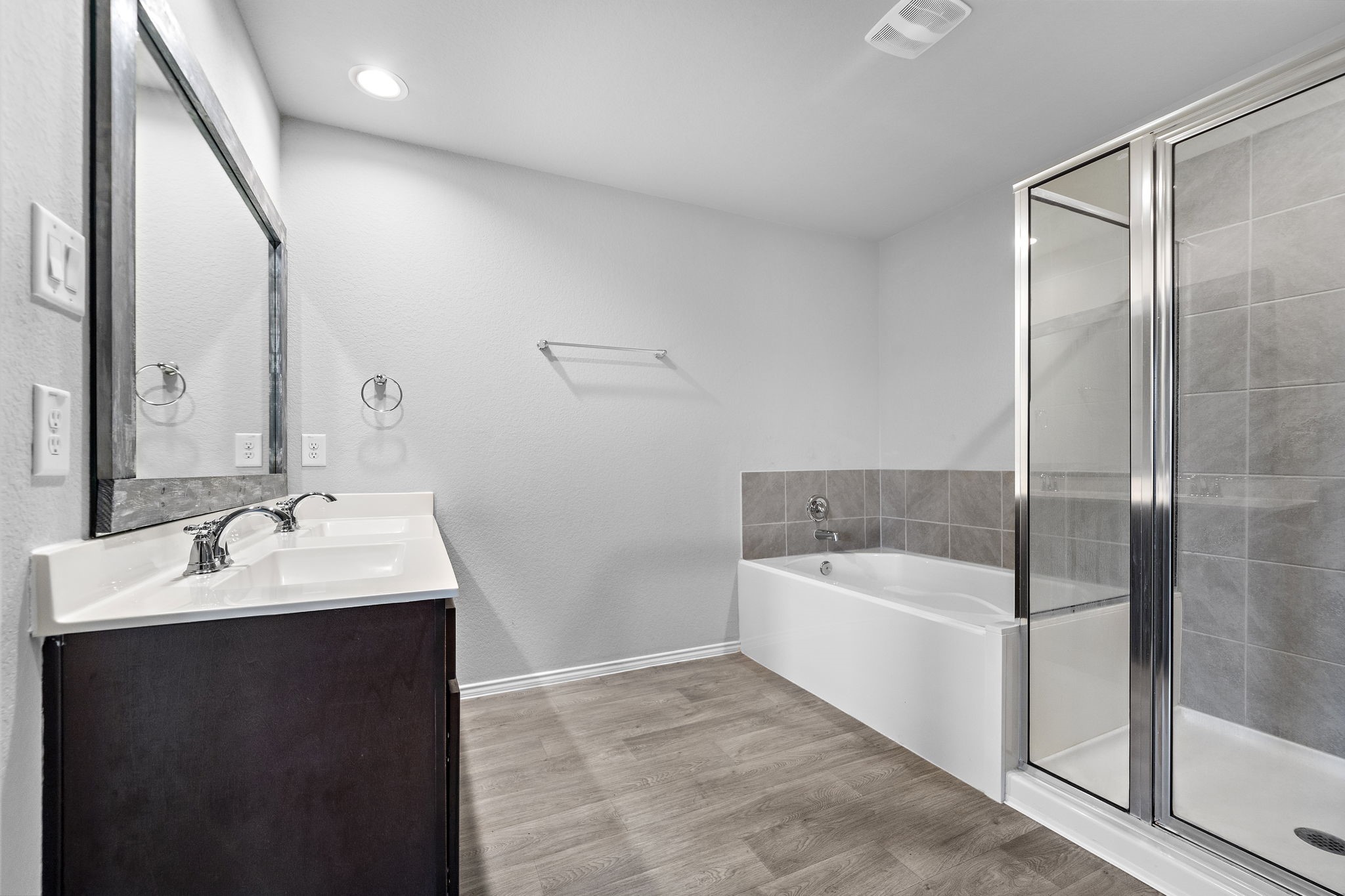 1610 Chase Anchor Court Rosenberg, TX 77469 - Photo 18 of 27 Gallery Image 18