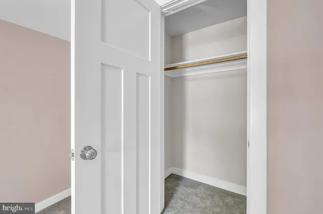 $4,400 | 750 South 20th Street, Purcellville, VA 20132