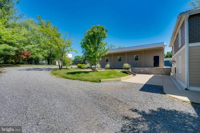 $4,400 | 750 South 20th Street, Purcellville, VA 20132