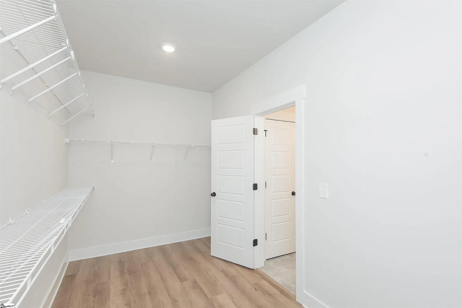 3696 Cherokee Valley Road Ringgold, GA 30736 - Photo 12 of 39 Stock Photo