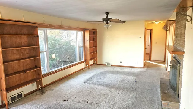 $140,000 | 2310 North Winnebago Street, Rockford, IL 61103